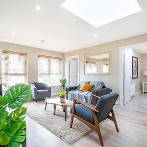 Apartment Pass The Keys Stunning 2br Apt In Fab Location With Top Amenities, Belfast
