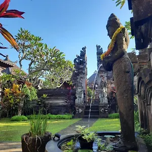 Sahadewa House Gasthuis