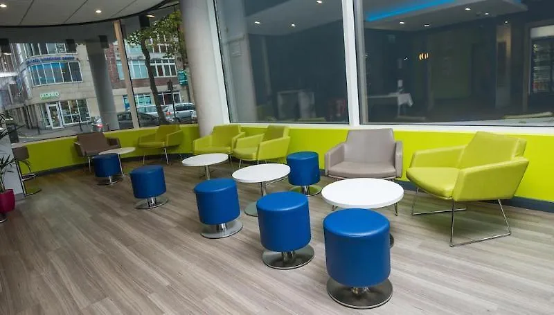 Ibis Budget Belfast City Centre 3*,
